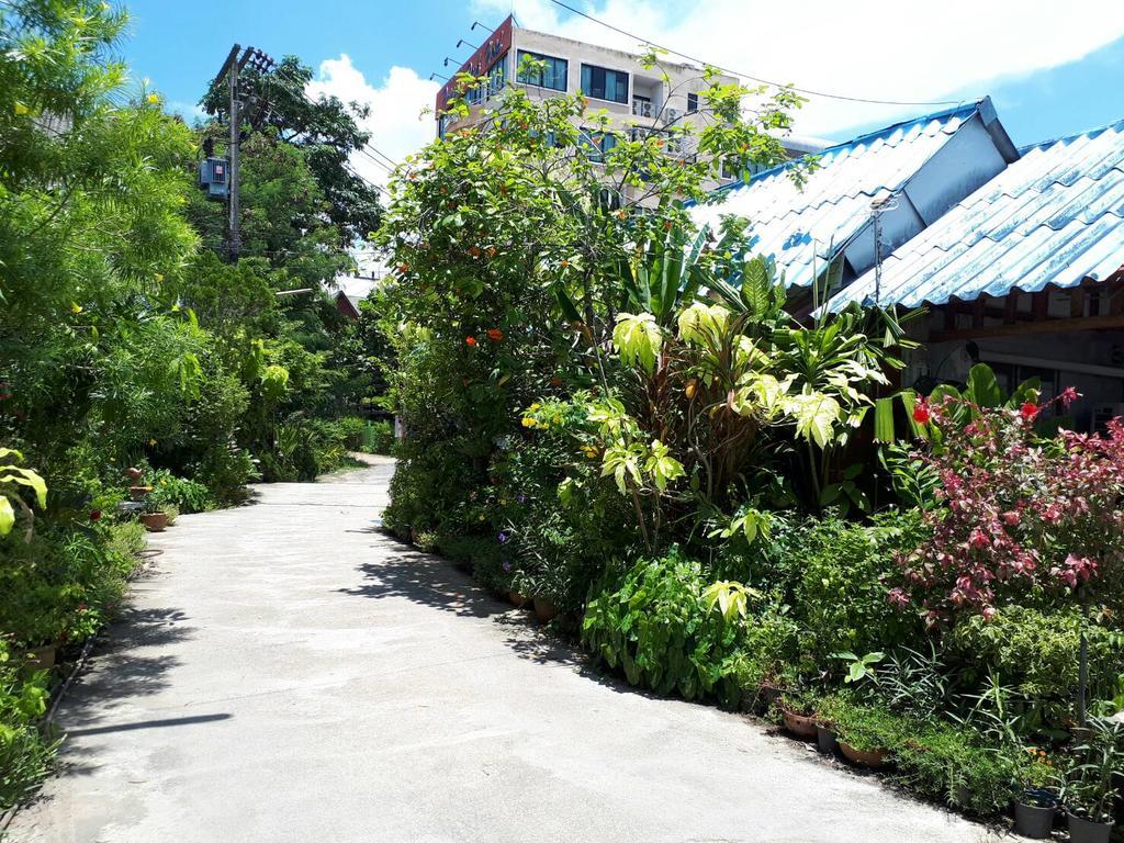 坎亚纳度假酒店 素叻他尼 外观 照片